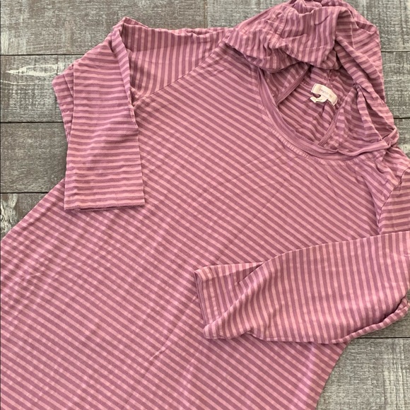 Heartstring Striped Hooded Tunic - Picture 1 of 9